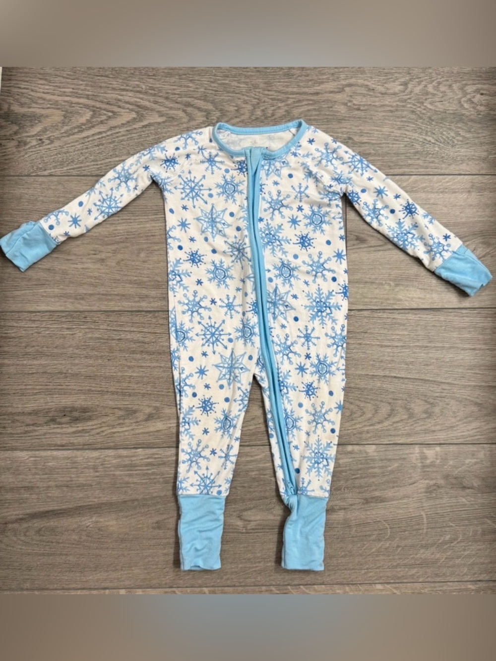 Little sleepies og snowflake zippy